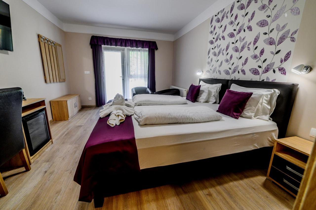 Az Idill Hotell Cserszegtomaj Eksteriør bilde